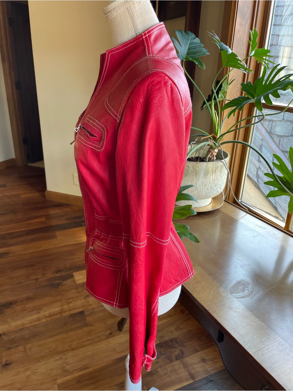 Anne Klein Red Zip-Front Genuine Leather Hour Glass Peplum Jacket size S - Picture 3 of 12